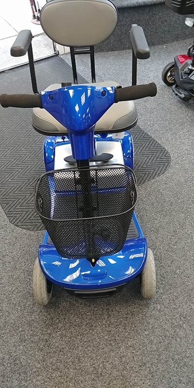 Bootscooter Blue