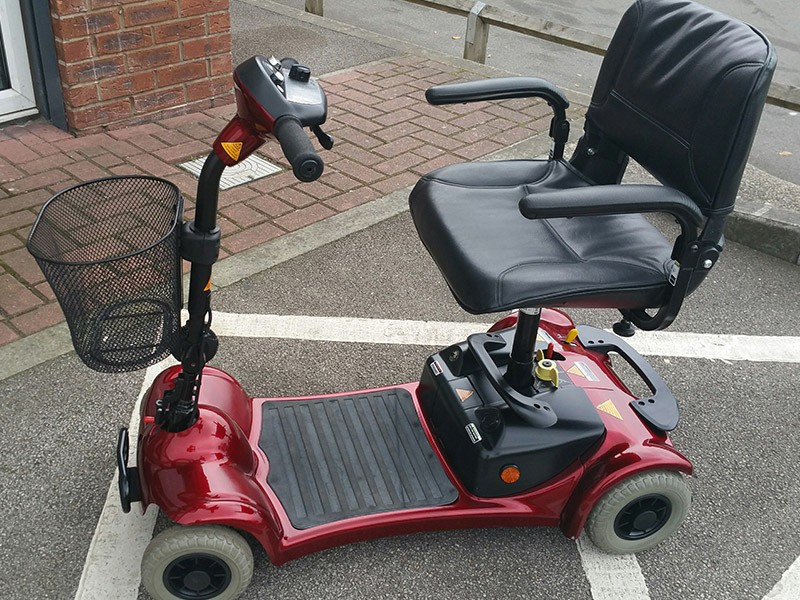 Bootscooter Red