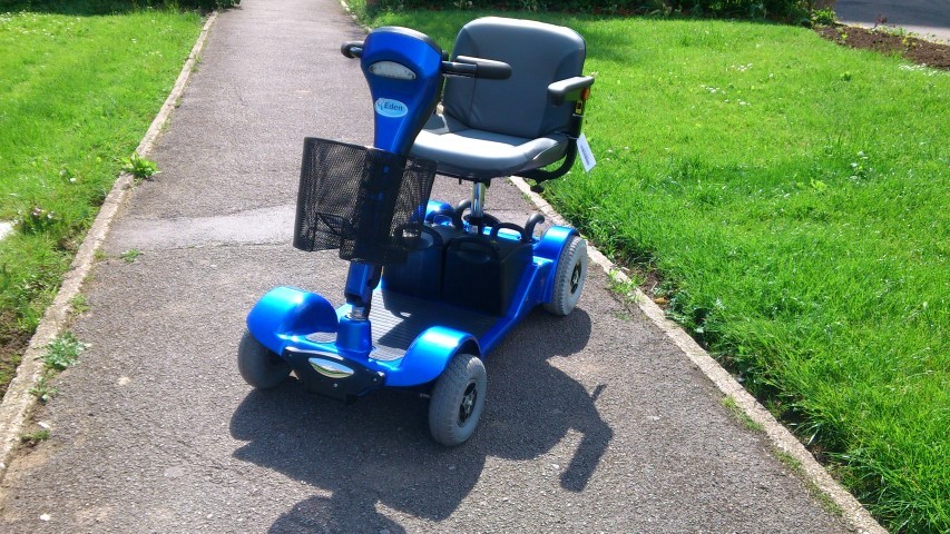 falso físicamente Absorbente Sterling Sapphire 2 Blue | Pre-Owned Mobility Scooter | Finance Available!